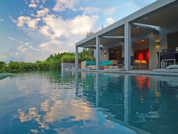 St. Barts Home 993953