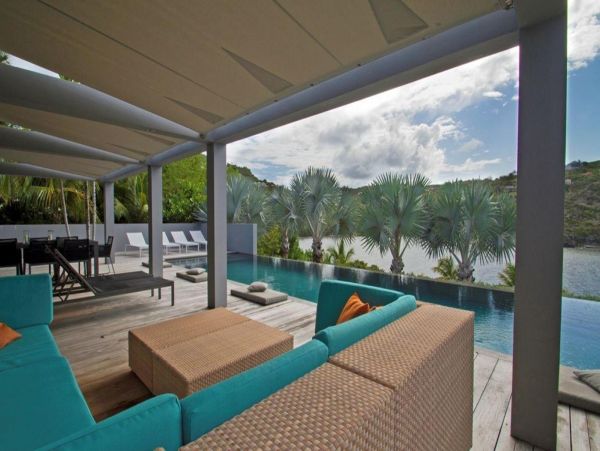 St. Barts Home 993953