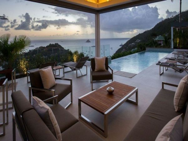 St. Barts Home 993954