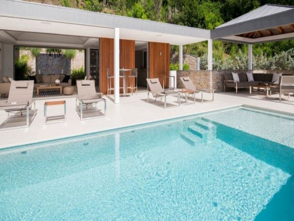 St. Barts Home 993954