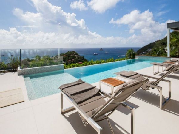 St. Barts Home 993954