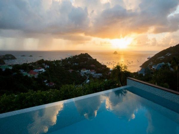 St. Barts Home 993954