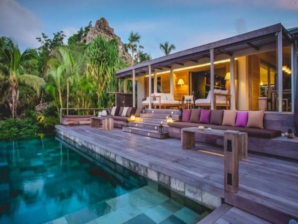 St. Barts Home 993958