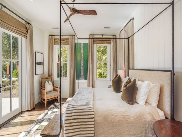 Luxury Vacation Rental in Kenwood with 5 Bedrooms