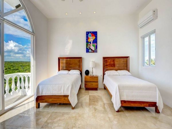 Luxury Oceanfront Tulum Vacation Pool Home Seven Bedrooms