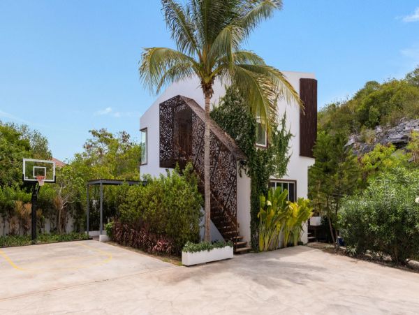 Turks And Caicos Home 993983