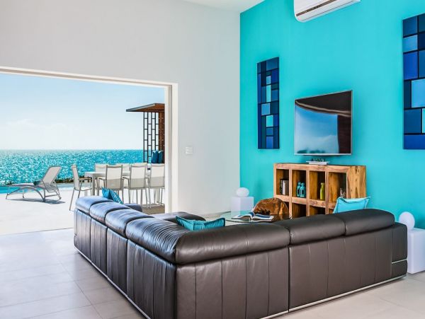 Turks And Caicos Home 994000