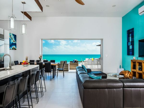 Turks And Caicos Home 994000