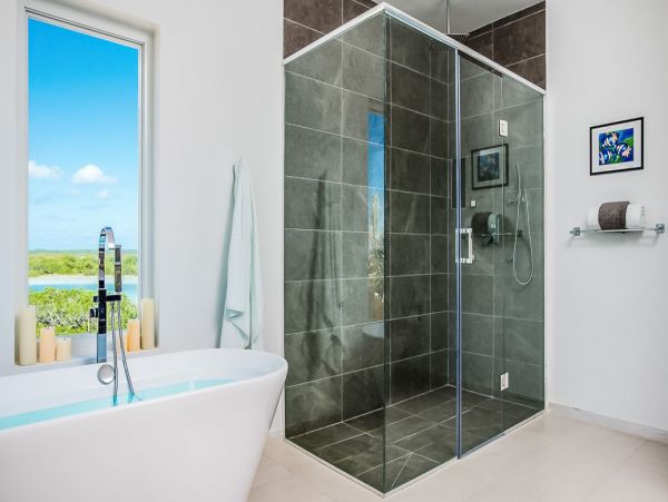 Turks And Caicos Home 994000