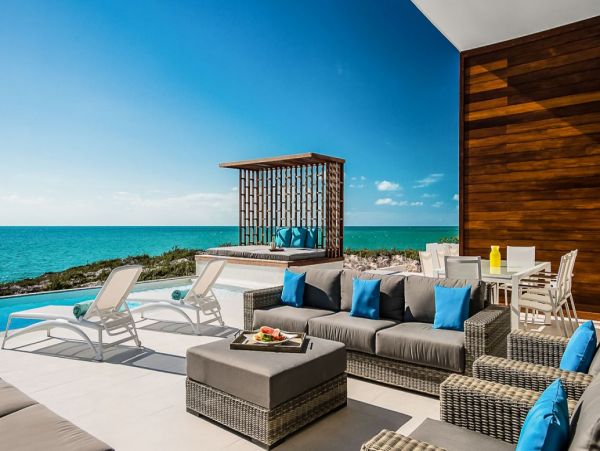 Turks And Caicos Home 994000