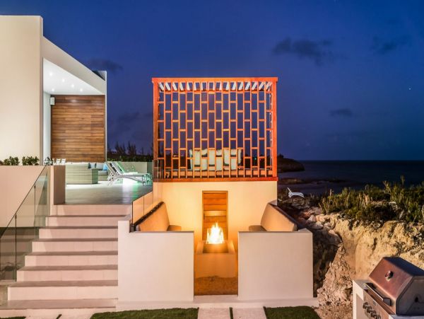 Turks And Caicos Home 994000