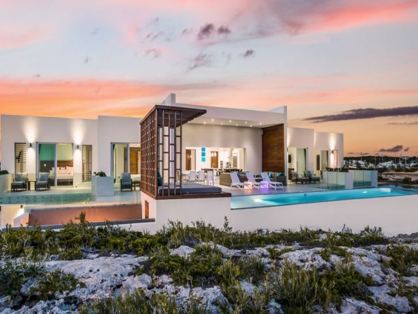 Turks And Caicos Home 994000