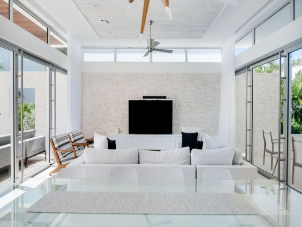 Turks And Caicos Home 994001