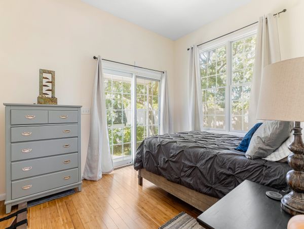 Mattituck Charming Vacation Home Sleeps Six Canal Views