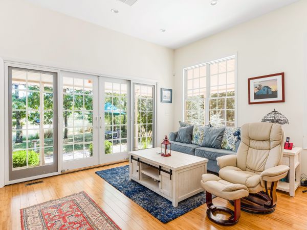 Mattituck Charming Vacation Home Sleeps Six Canal Views