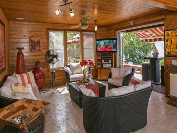 Beachfront Vacation Villa Private Pool 8 Guests In St. John