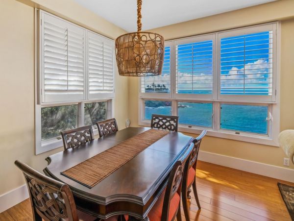 Luxurious Oceanfront Kauai Vacation Rental Six Guests
