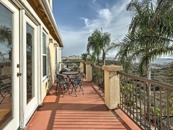 Oceanview Luxury Home with Pool, Patio and Hot Tub Sleeps 16