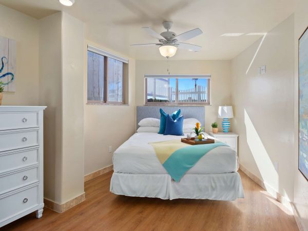Gorgeous Vacation Home Located 2nd Row Ocean 14 Guests
