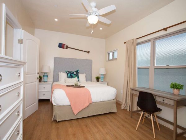 Gorgeous Vacation Home Located 2nd Row Ocean 14 Guests