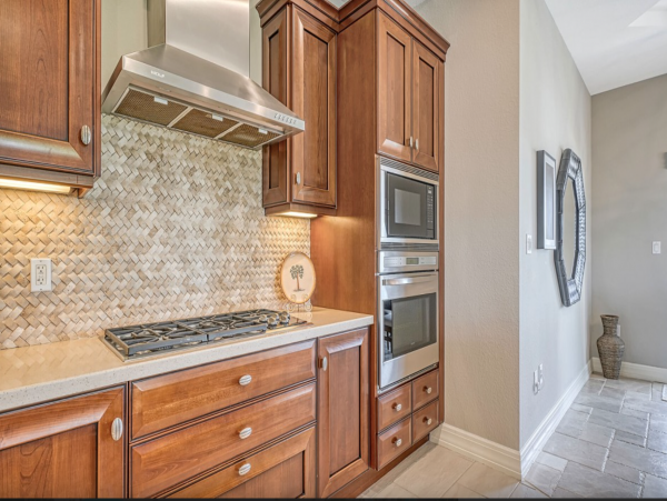 Siesta Key Vacation Penthouse Two Blocks From Beach 8 Guests