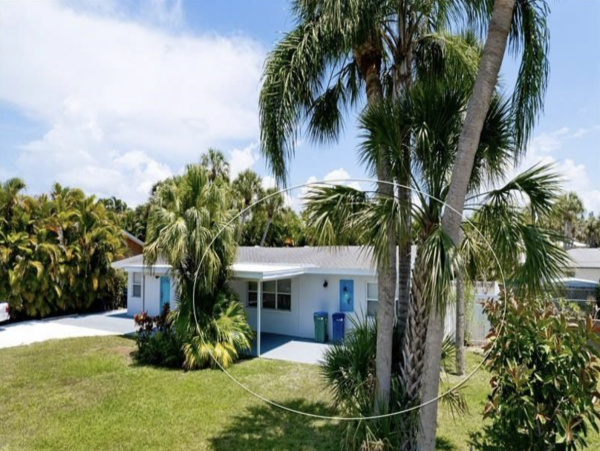 Holmes Beach Vacation Home With Private Pool Four Guests