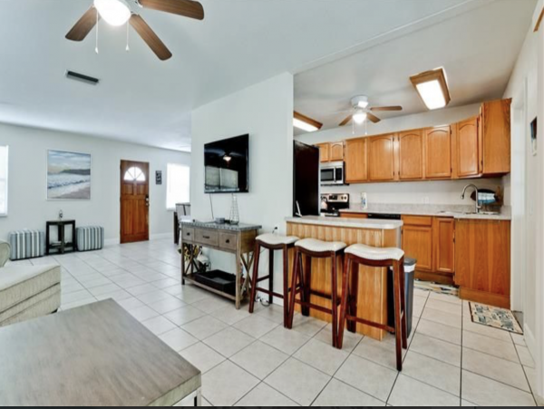 Holmes Beach Vacation Home With Private Pool Four Guests