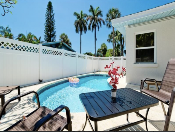 Holmes Beach Vacation Home With Private Pool Four Guests