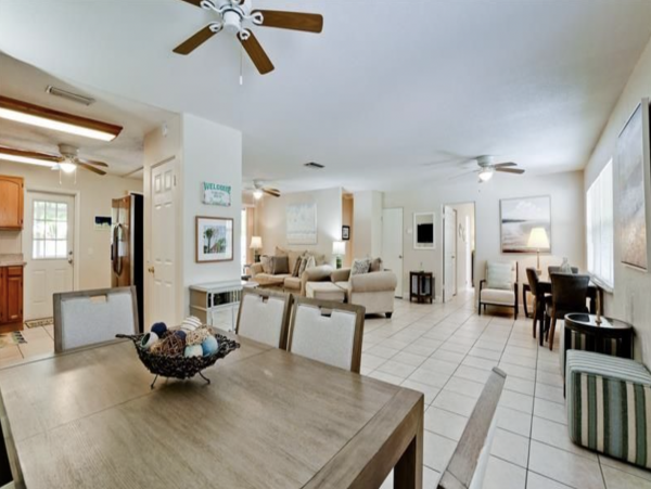 Holmes Beach Vacation Home With Private Pool Four Guests
