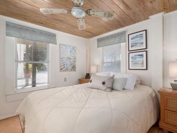 Charming Vacation Home Just Steps From Gulf Of Mexico