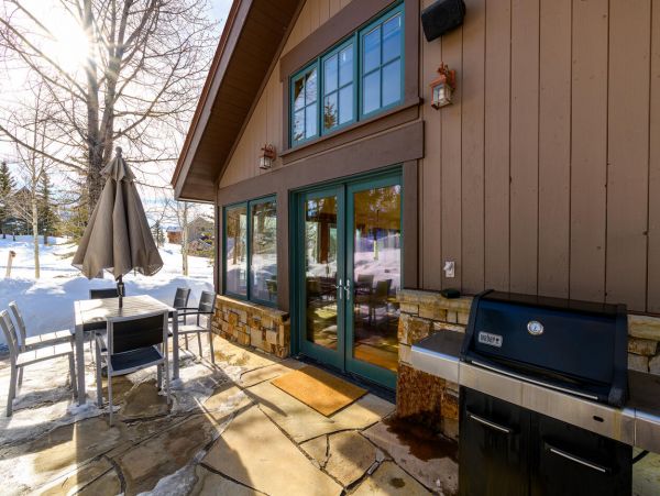 Mountain Village Vacation Home Five Bedroom Mountain Views