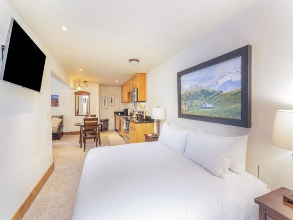 Luxury Mountain Retreat Unforgettable Getaway in Telluride