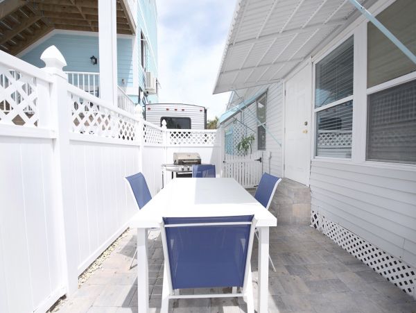 Charming Vacation Home in Fort Myers With Private Pool