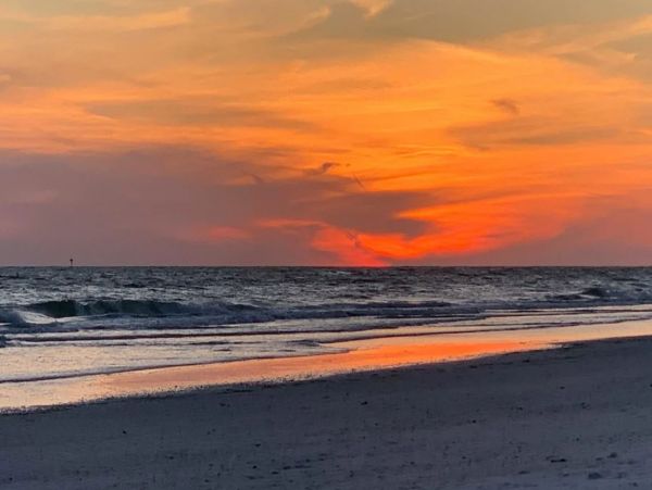 Beachside Charming Vacation Condo on Lido Key