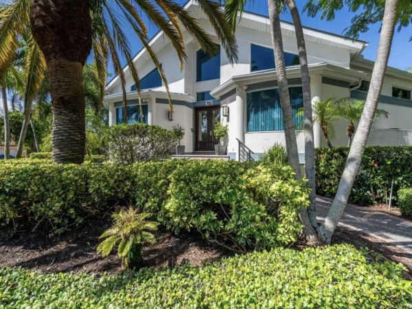 Longboat Key Canal-Front Home With Pool And Dock