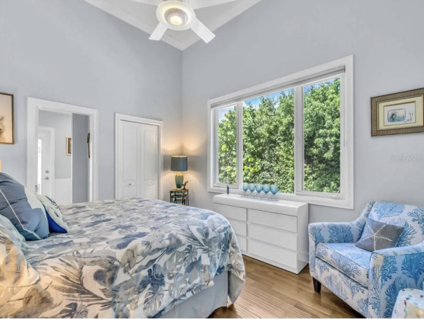 Longboat Key Canal-Front Home With Pool And Dock