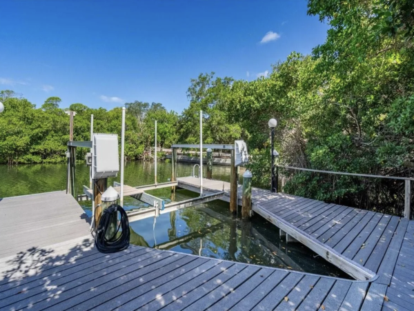 Longboat Key Canal-Front Home With Pool And Dock