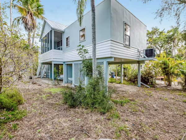 Short Walk to Beach Longboat Key Vacation Home Three Bedroom