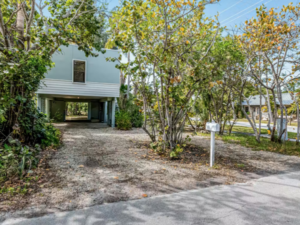 Short Walk to Beach Longboat Key Vacation Home Three Bedroom