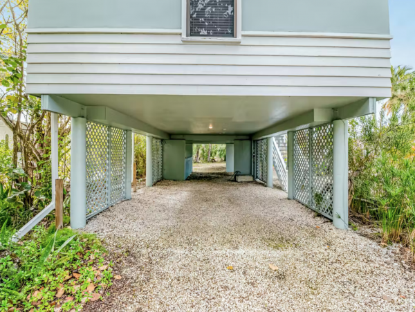 Short Walk to Beach Longboat Key Vacation Home Three Bedroom