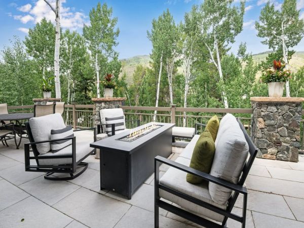 Vail Mountain View Luxury Four Bedroom Vacation Rental Home