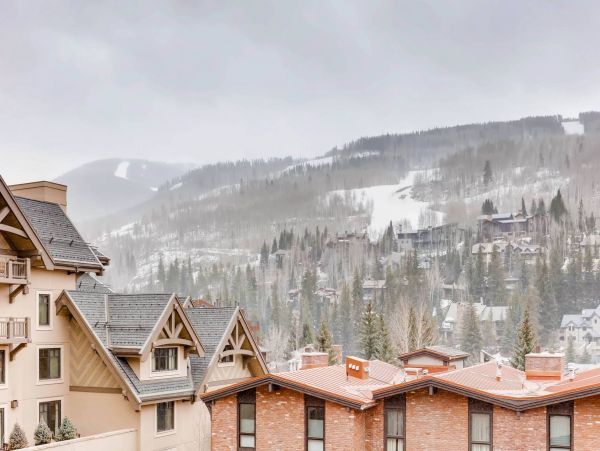 Vail Mountain View Luxury Four Bedroom Vacation Rental Home