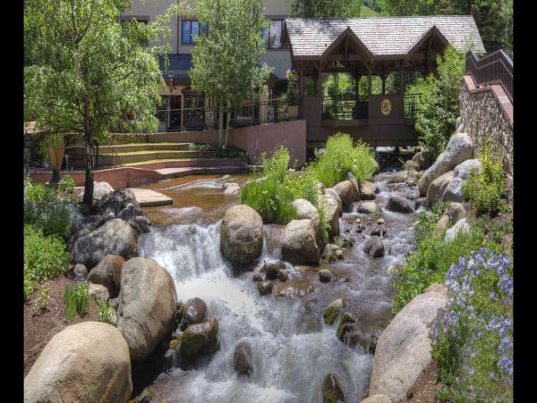 Beaver Creek 3 Bedroom Residence with Private Hot tub