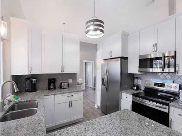 Marco Island Vacation Home With Pool Sleeps Six Guests