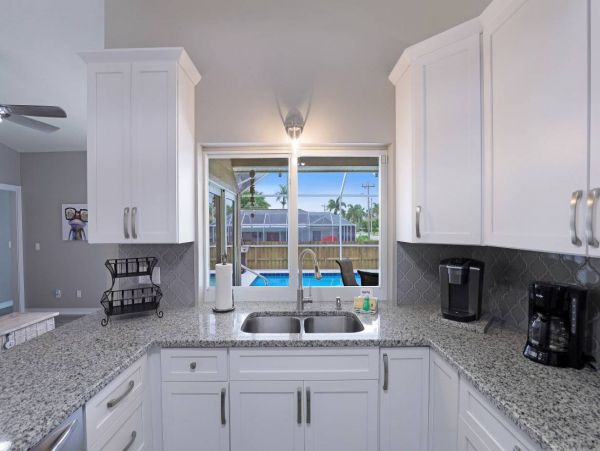 Marco Island Vacation Home With Pool Sleeps Six Guests
