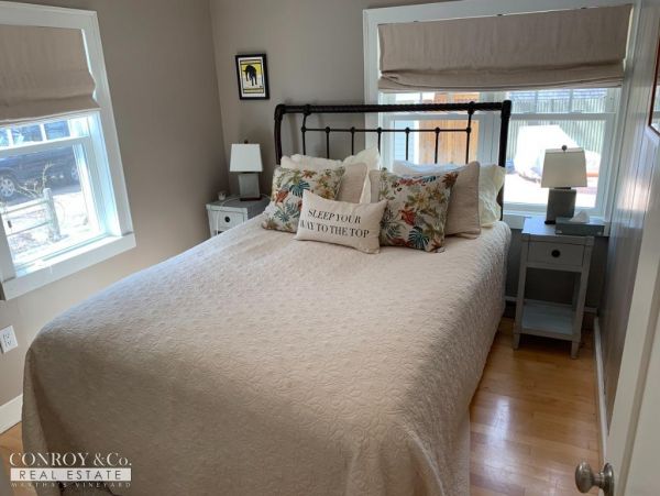 Cape Cod Home 994290
