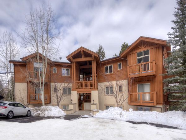 East Vail Luxury condo