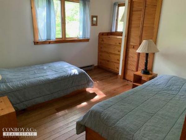 Cape Cod Home 994293