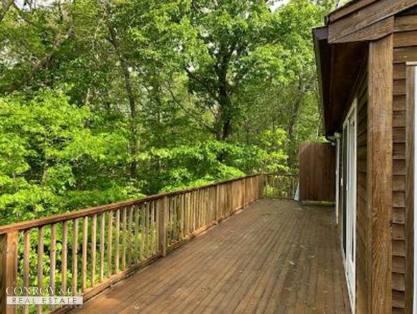 Cape Cod Home 994293