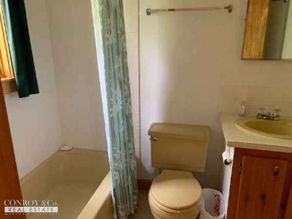 Cape Cod Home 994293